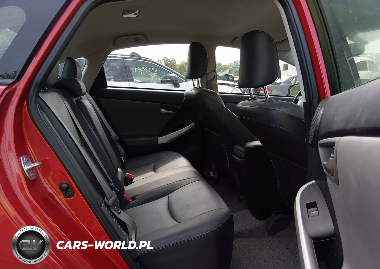 2013 Toyota Prius Four VIN:JTDKN3DU3D5649387 - 8