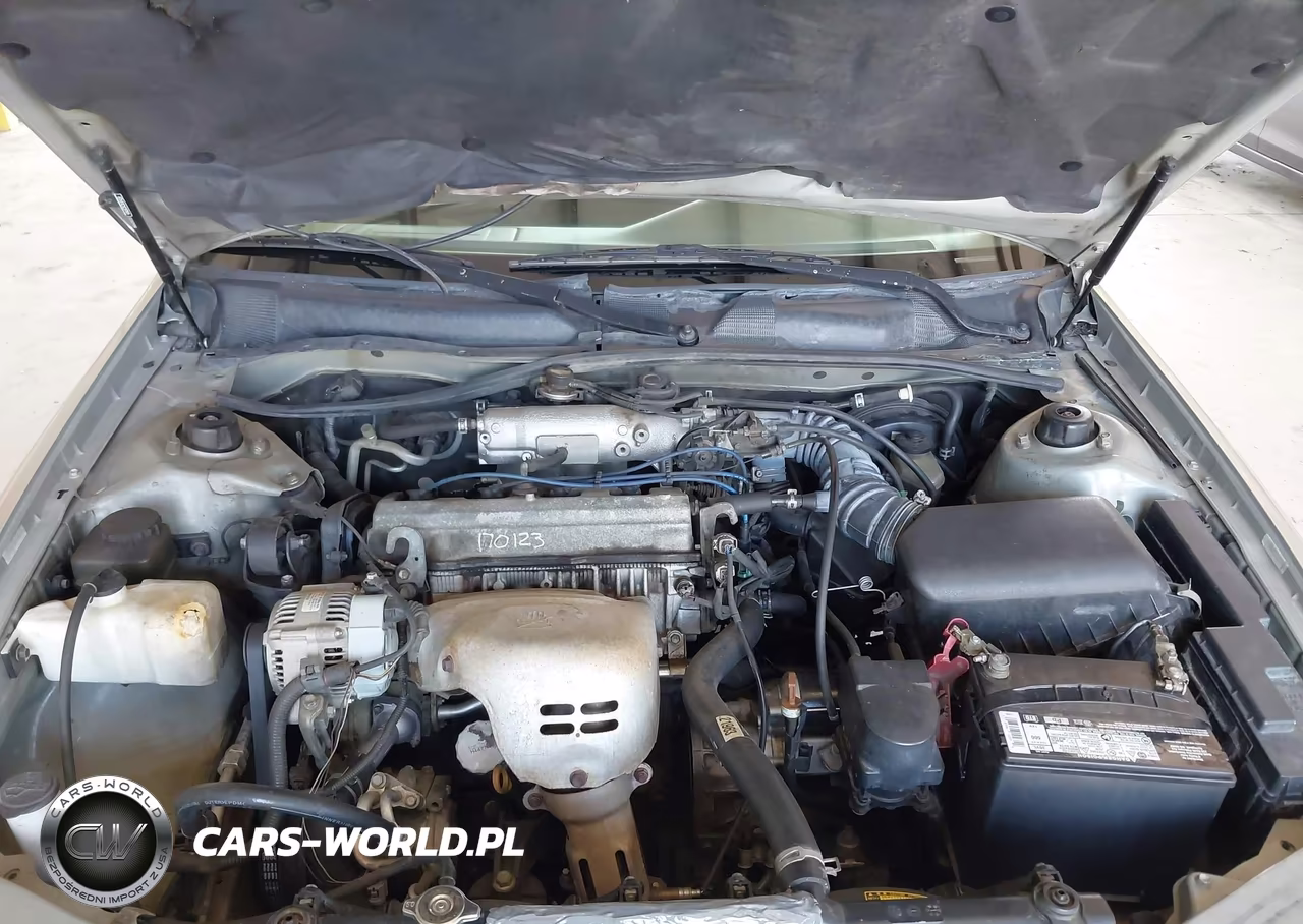 2000 Toyota Camry Le VIN:JT2BG22K7Y0492500 - 10