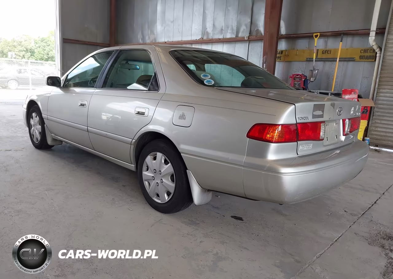 2000 Toyota Camry Le VIN:JT2BG22K7Y0492500 - 3
