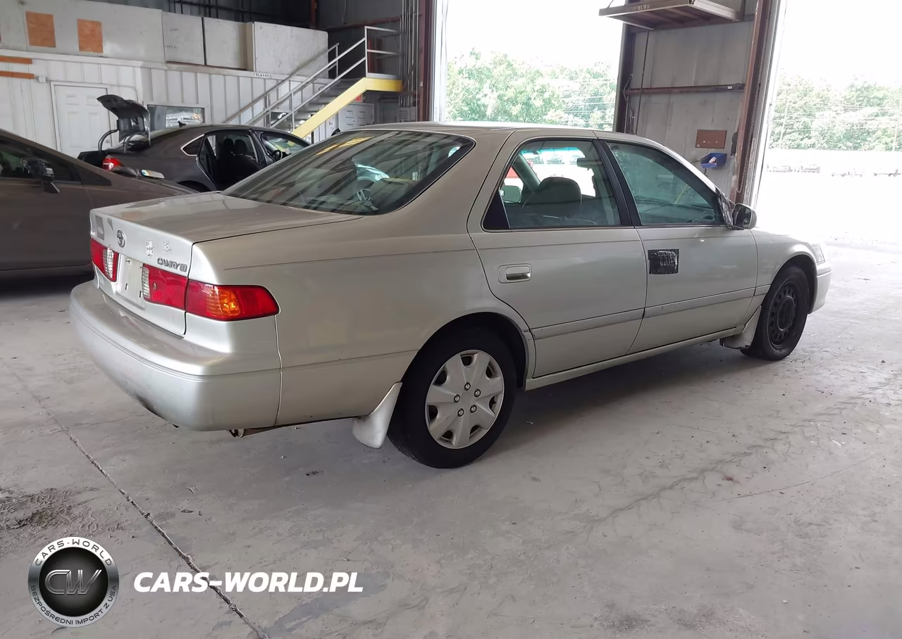 2000 Toyota Camry Le VIN:JT2BG22K7Y0492500 - 4