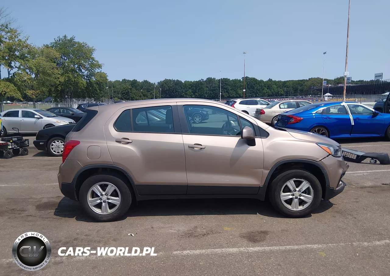 2018 Chevrolet Trax Ls VIN:3GNCJNSB4JL154342 - 13