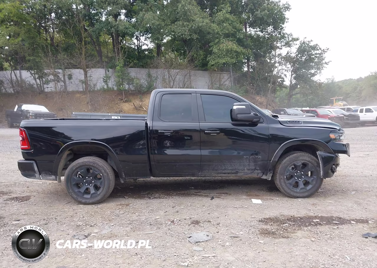 2026 Ram 1500 Big Horn 4X4 6'4 Box VIN:1C6SRFBP5TN286745 - 13