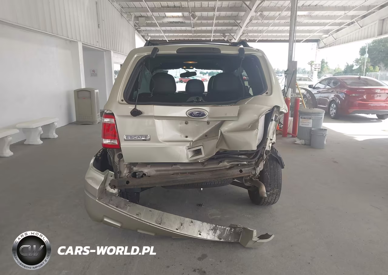 2011 Ford Escape Xlt VIN:1FMCU0D72BKB10673 - 17