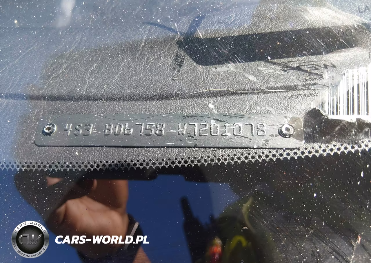1998 Subaru Legacy Gt-Gt Limited VIN:4S3BD6758W7201078 - 9