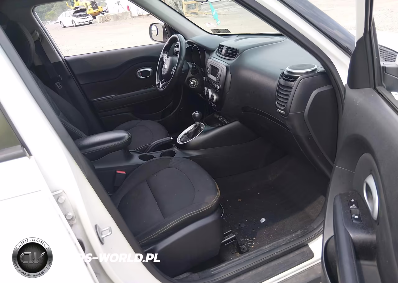 2014 Kia Soul + VIN:KNDJP3A53E7019796 - 5