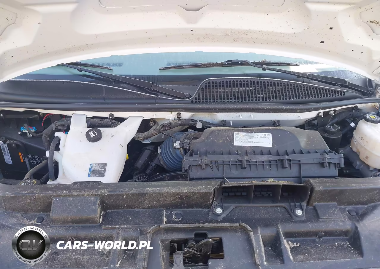 2024 Chevrolet Express Cutaway Work Van VIN:1GB0GRF78R1255866 - 9