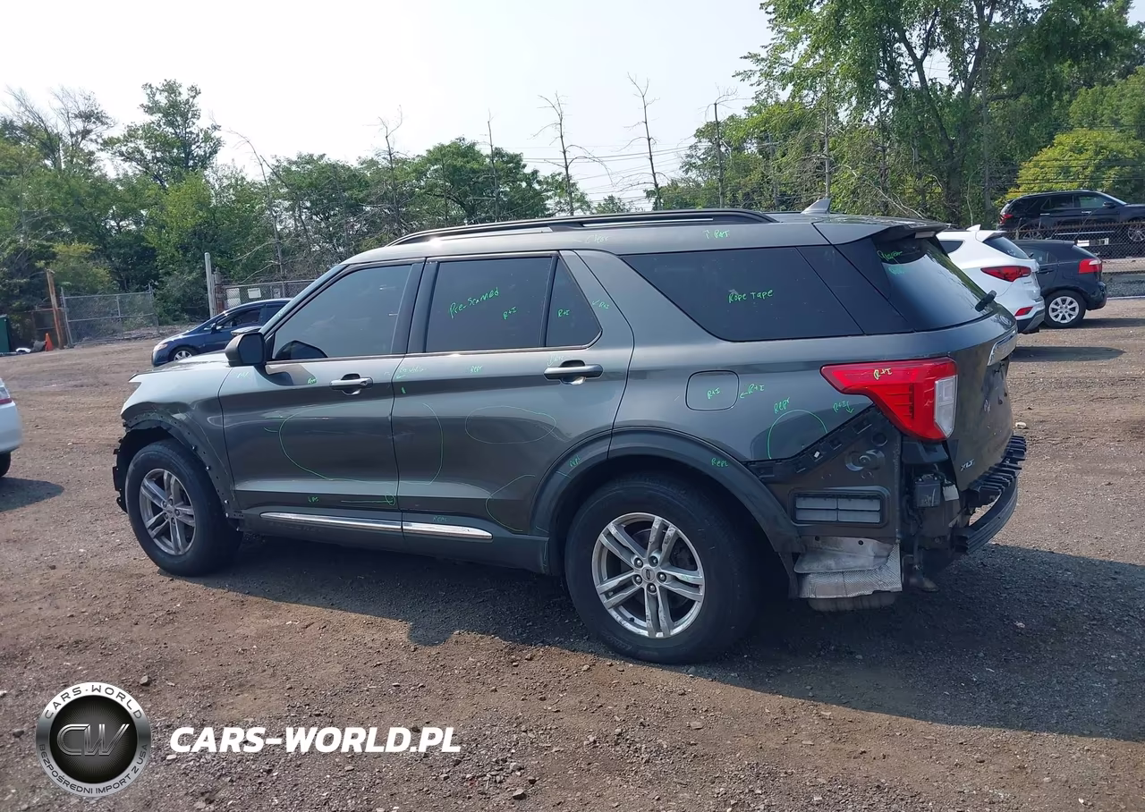 2020 Ford Explorer Xlt VIN:1FMSK8DH5LGA37215 - 14