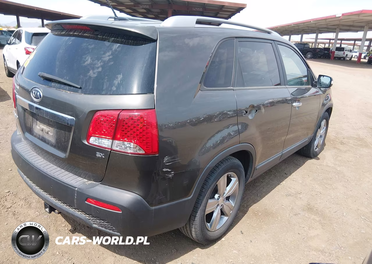 2013 Kia Sorento Ex VIN:5XYKU3A63DG378587 - 4