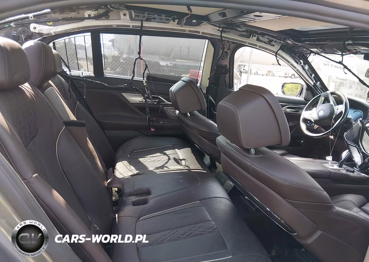 2018 BMW 740I VIN:WBA7E2C51JG742190 - 8
