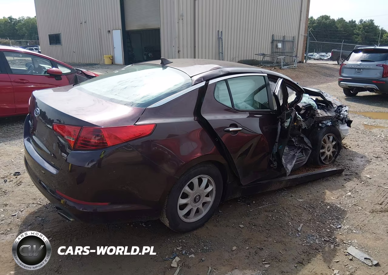 2012 Kia Optima Lx VIN:5XXGM4A73CG066275 - 4