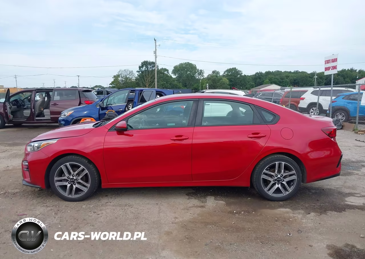 2019 Kia Forte S VIN:3KPF34AD2KE066571 - 14