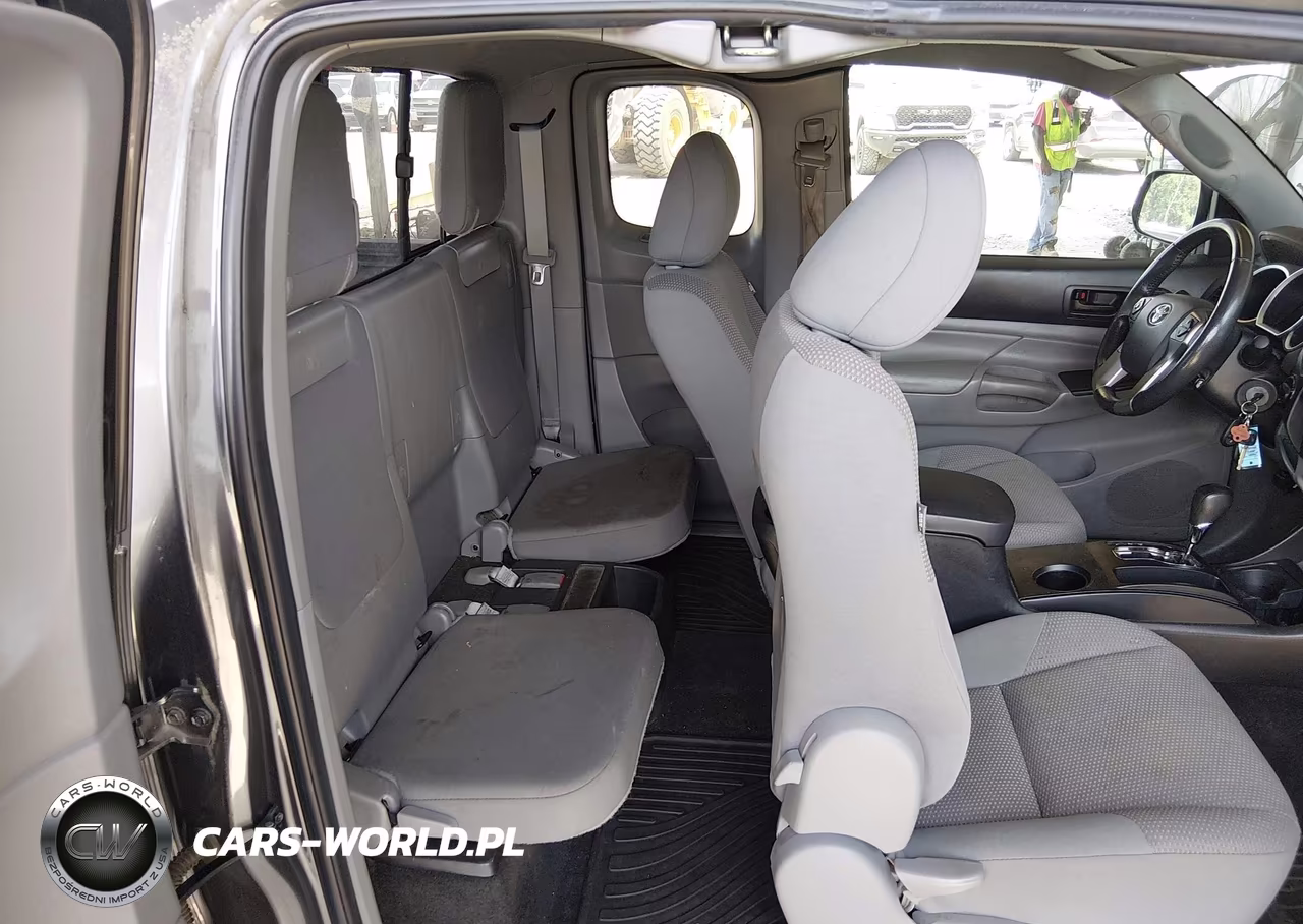 2014 Toyota Tacoma VIN:5TFUX4EN7EX028949 - 8