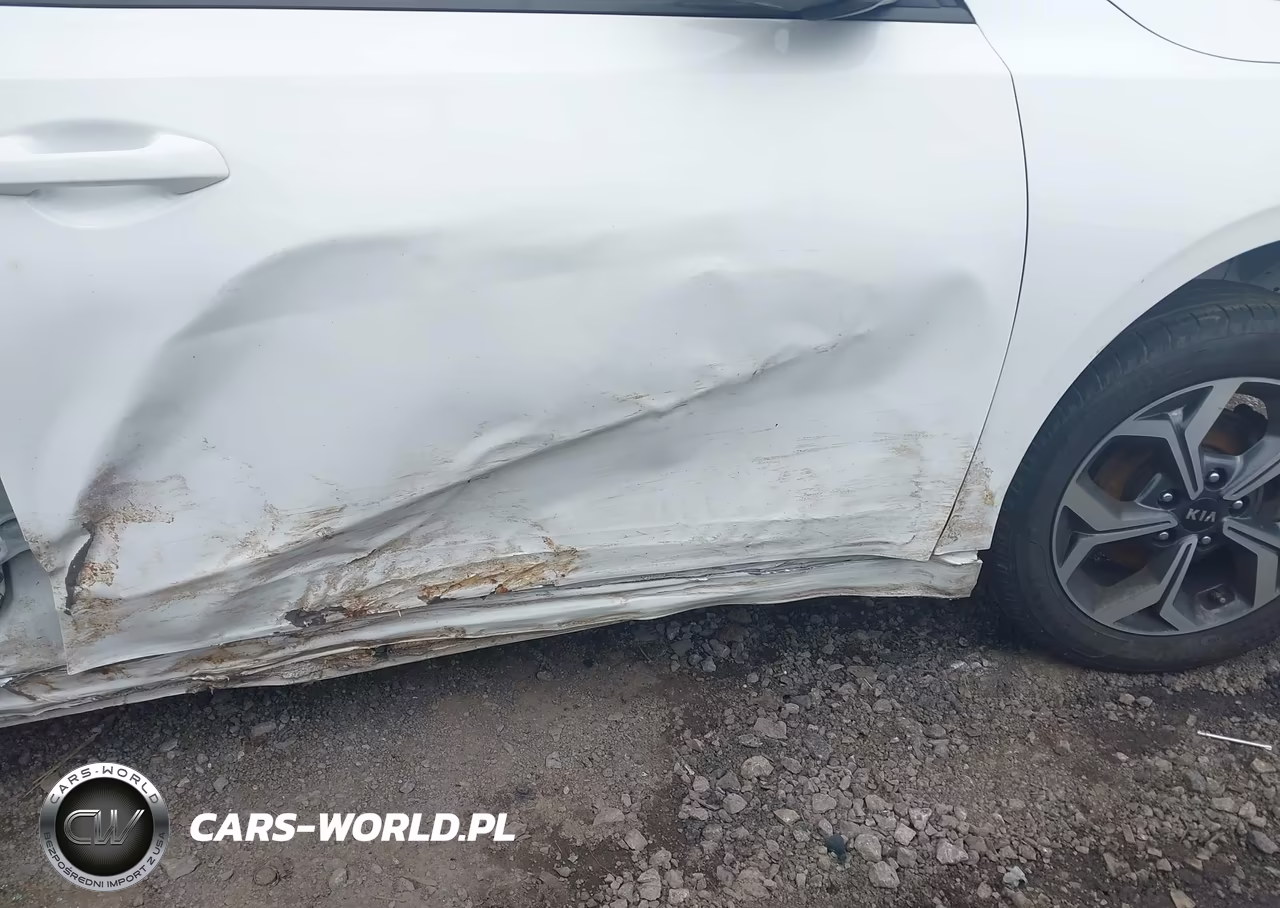 2019 Kia Forte Lxs VIN:3KPF24AD6KE077284 - 14