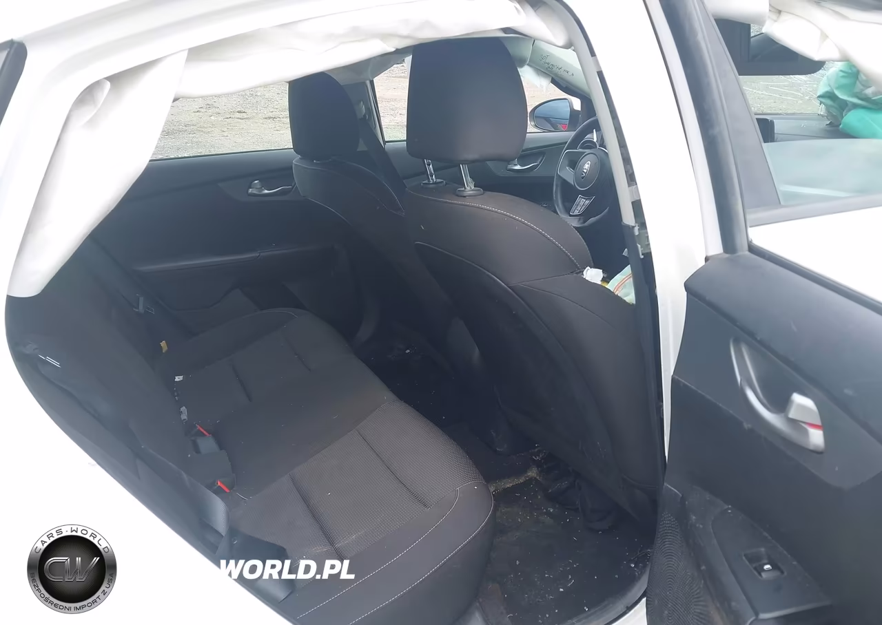 2019 Kia Forte Lxs VIN:3KPF24AD6KE077284 - 8