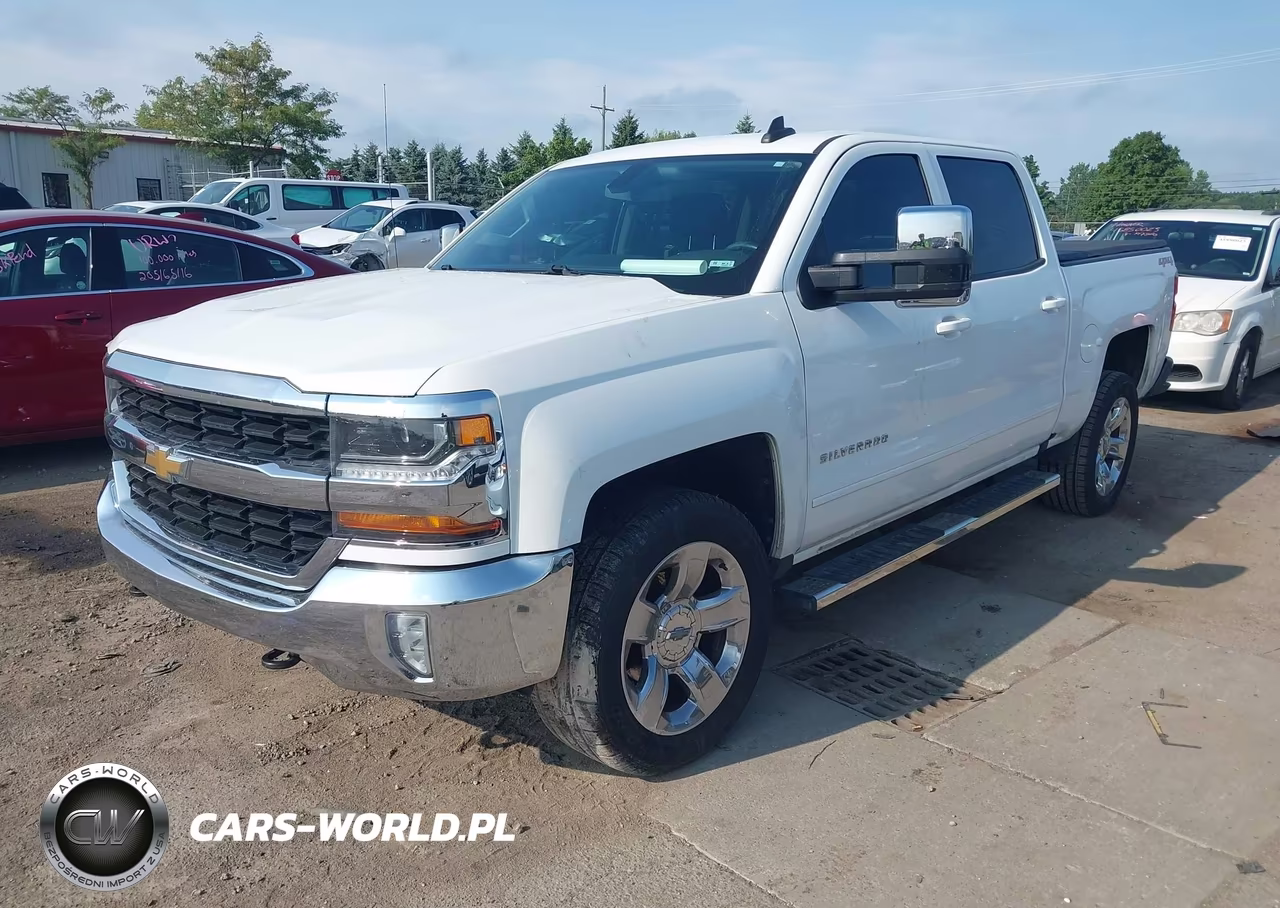 2018 Chevrolet Silverado 1500 1Lt VIN:3GCUKRER6JG293715 - 2