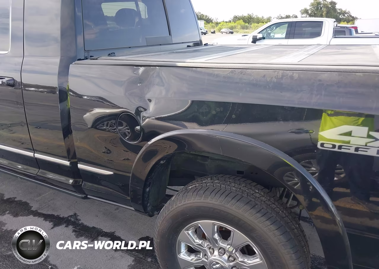 2021 Ram 2500 Limited 4X4 6'4 Box VIN:3C6UR5TLXMG573099 - 13