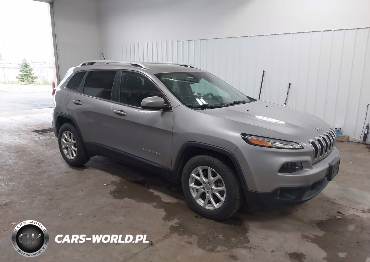 2018 Jeep Cherokee Latitude 4X4 – zdjęcie 1 z 16