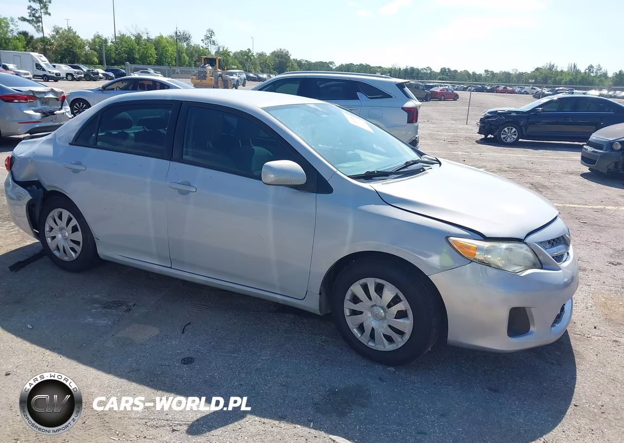 2011 Toyota Corolla Le – zdjęcie 1 z 16