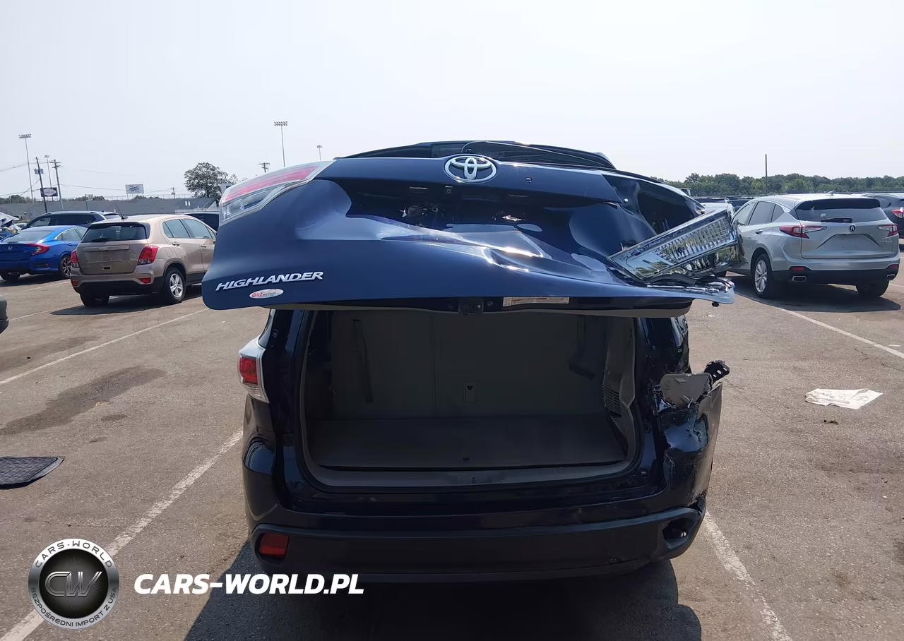 2015 Toyota Highlander Xle V6 VIN:5TDJKRFH3FS126102 - 16