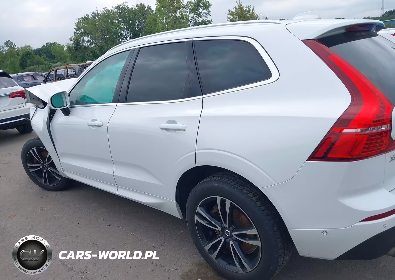2018 Volvo Xc60 T6 Momentum VIN:YV4A22RK3J1001408 - 14
