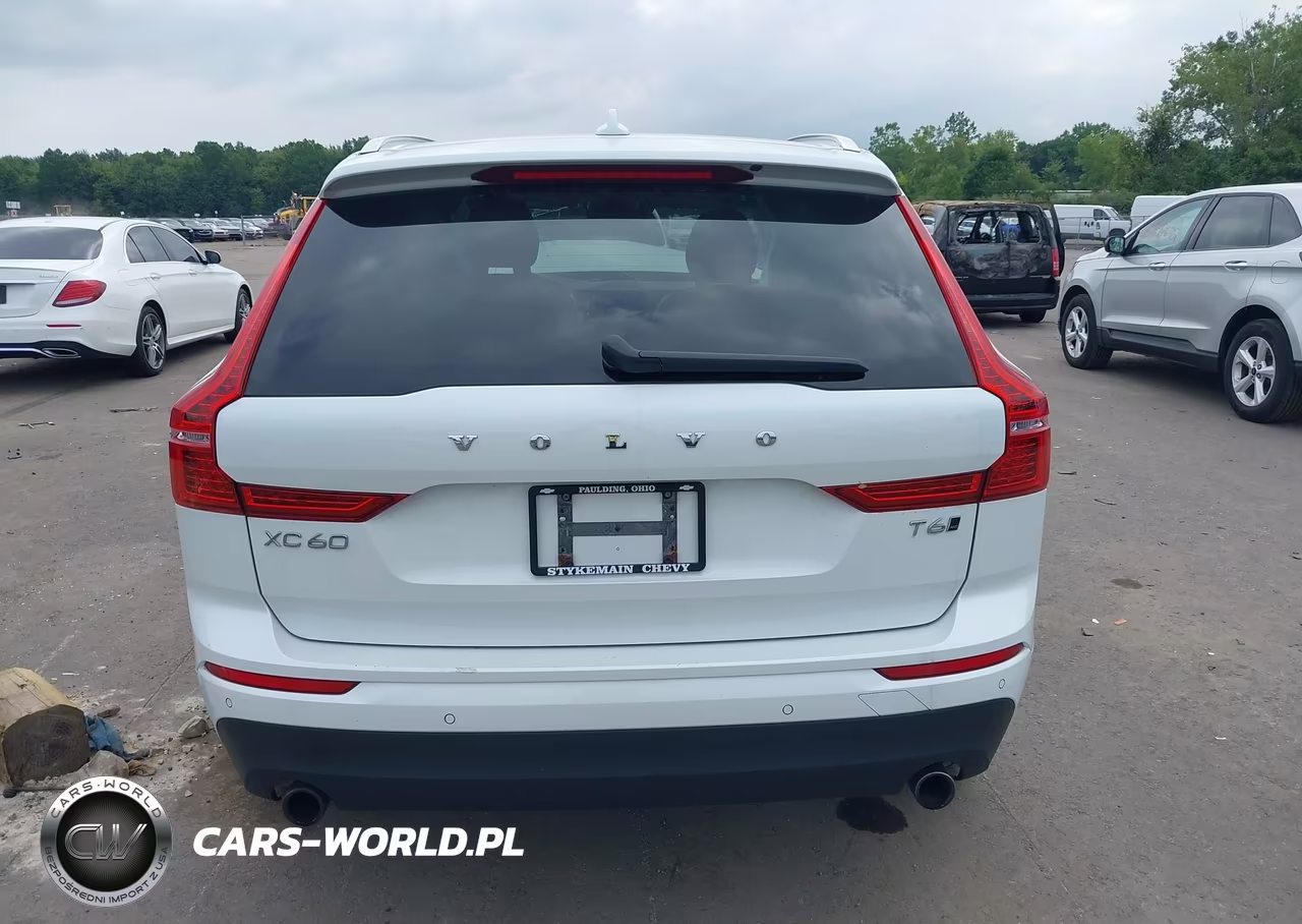 2018 Volvo Xc60 T6 Momentum VIN:YV4A22RK3J1001408 - 16