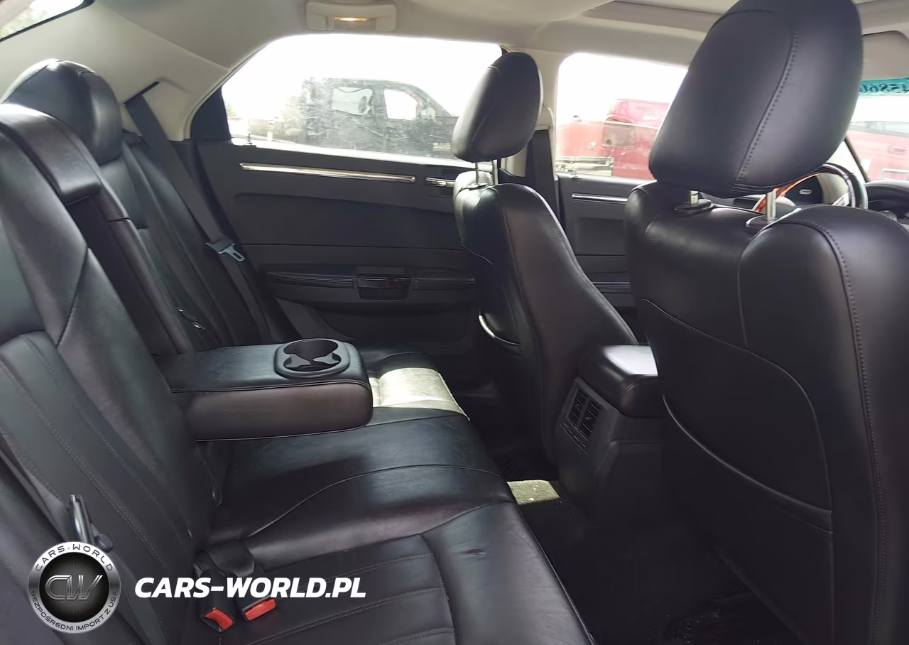 2008 Chrysler 300C Hemi VIN:2C3KA63H18H242253 - 8