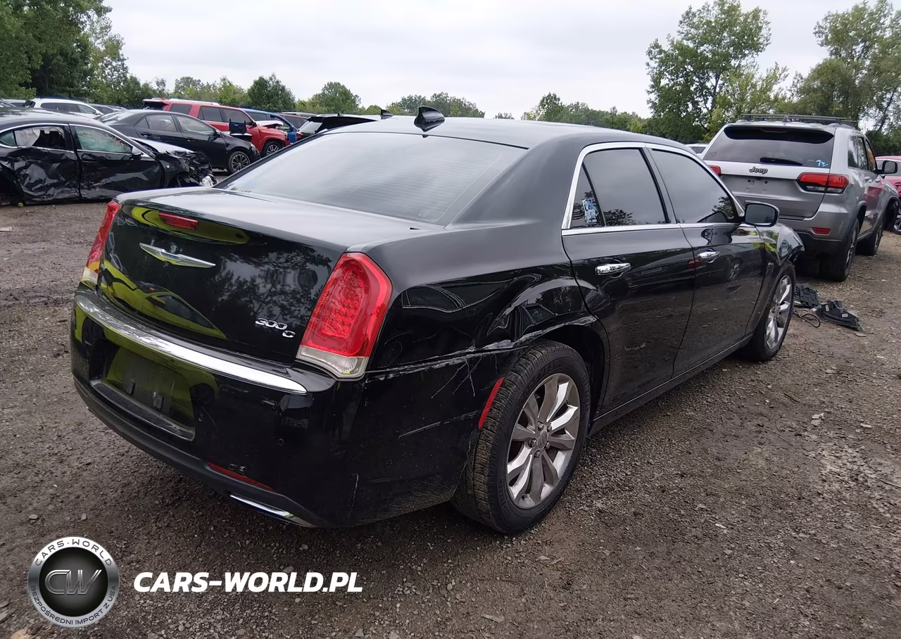 2015 Chrysler 300C Awd VIN:2C3CCAKG3FH882973 - 4