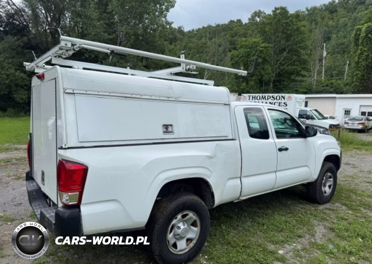 2016 Toyota Tacoma Sr VIN:5TFSX5EN2GX044735 - 4