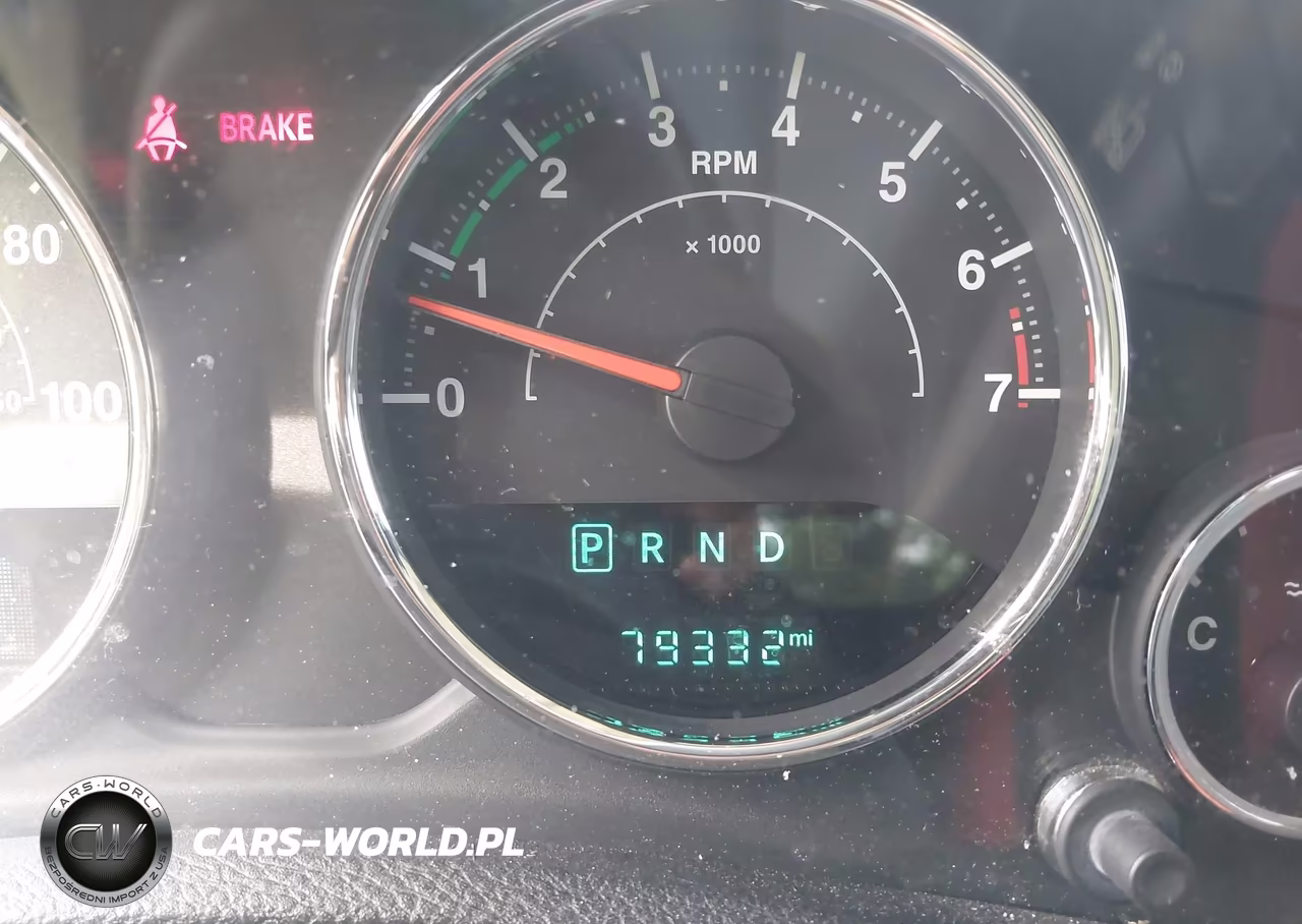 2017 Jeep Wrangler Unlimited Sport VIN:1C4BJWDG9HL552073 - 15