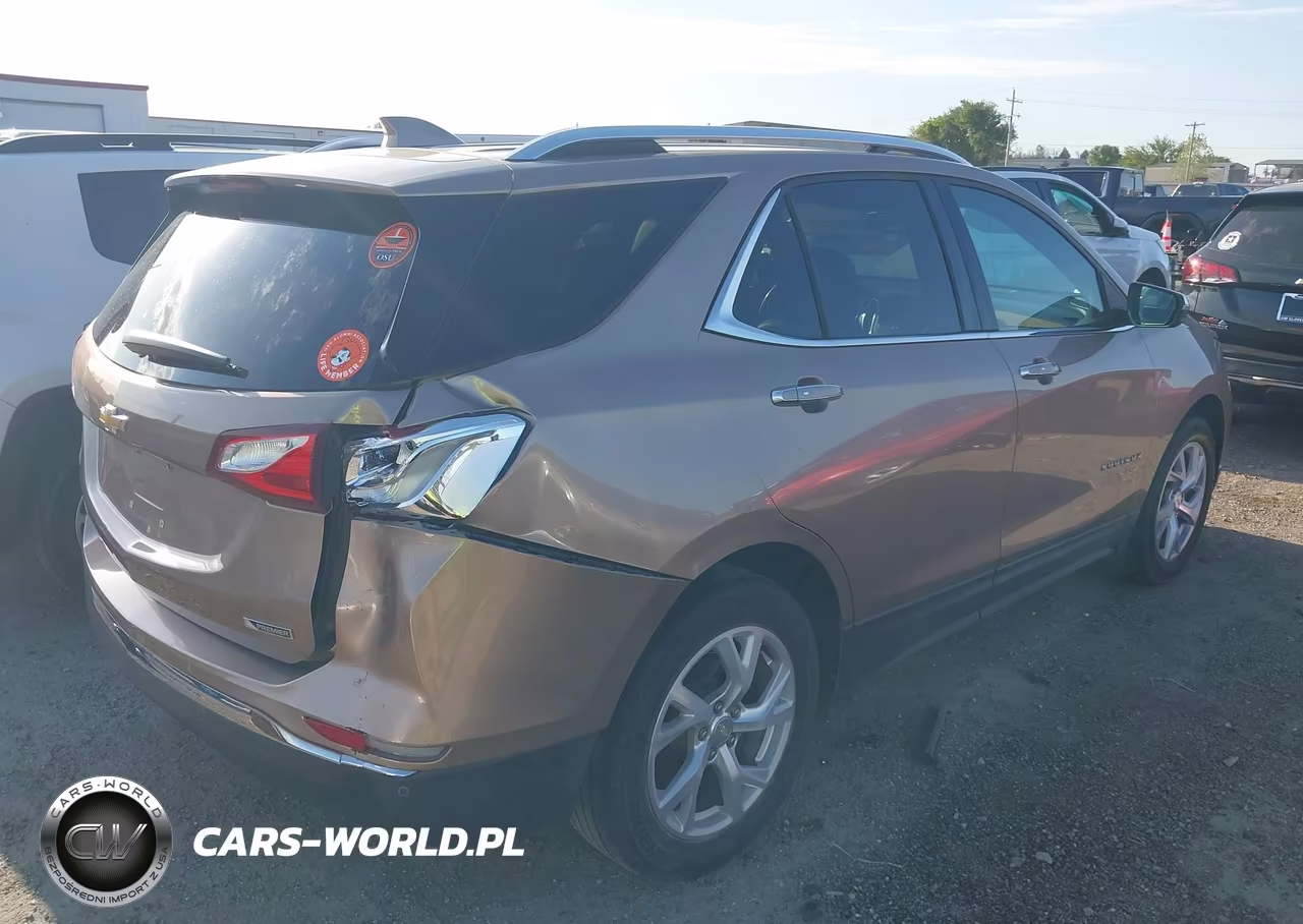 2018 Chevrolet Equinox Premier VIN:3GNAXMEV6JL115273 - 4