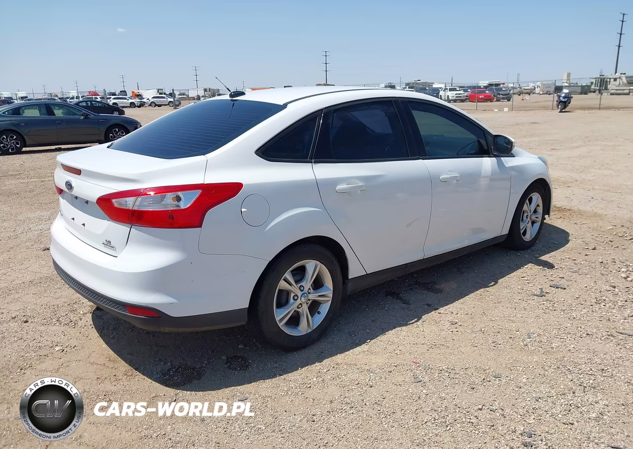 2013 Ford Focus Se VIN:1FADP3F28DL169698 - 4