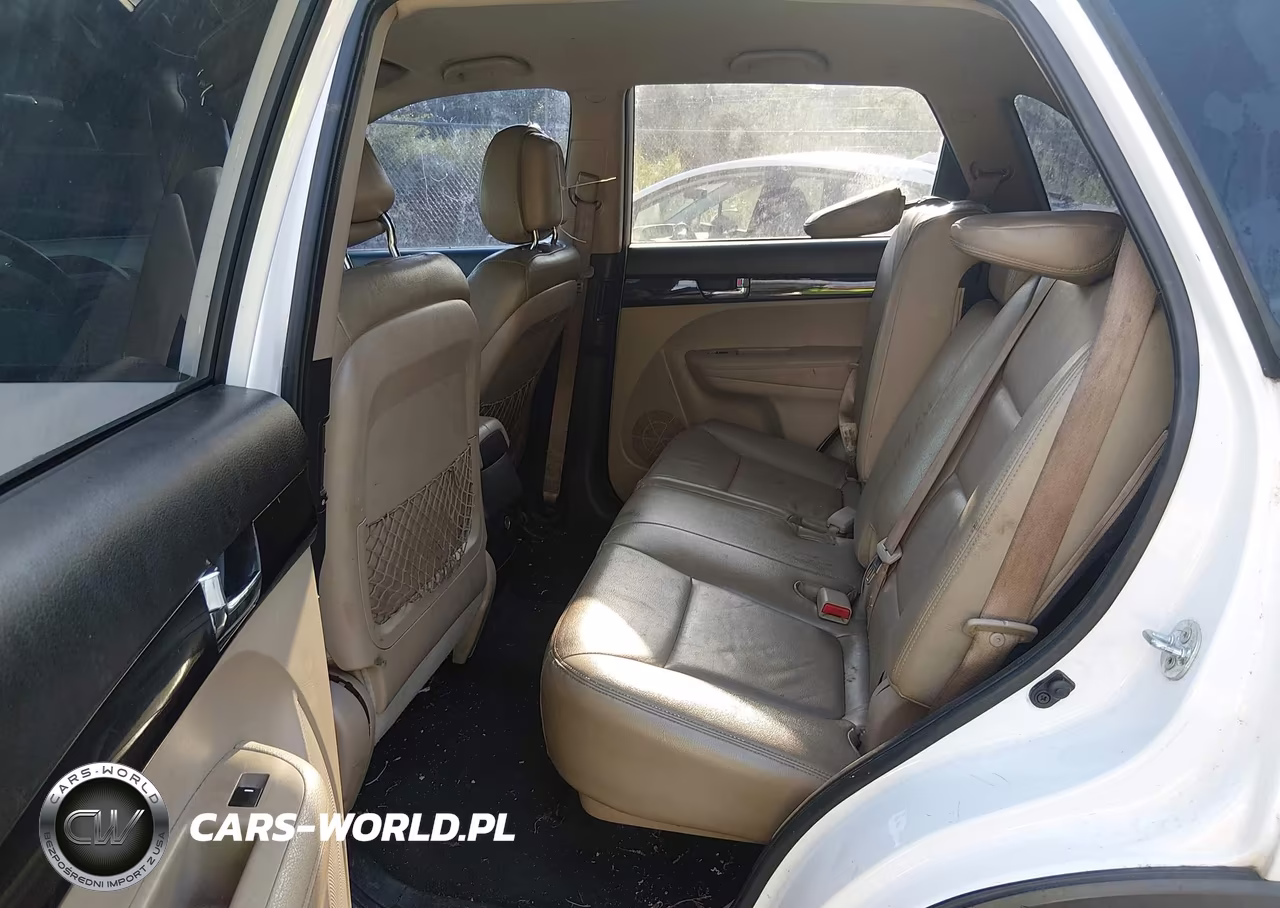 2011 Kia Sorento Lx VIN:5XYKT4A16BG060442 - 8