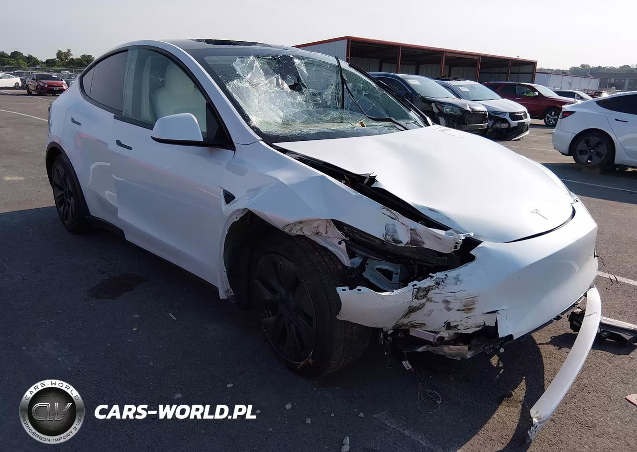 2024 Tesla Model Y Long Range Dual Motor All-Wheel Drive – zdjęcie 1 z 15