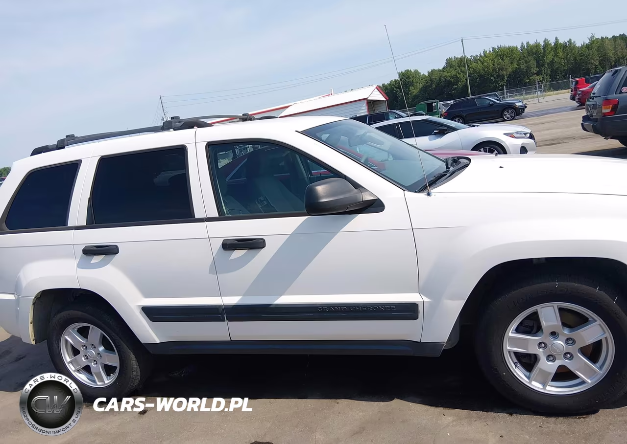 2005 Jeep Grand Cherokee Laredo VIN:1J4GS48K85C683538 - 13