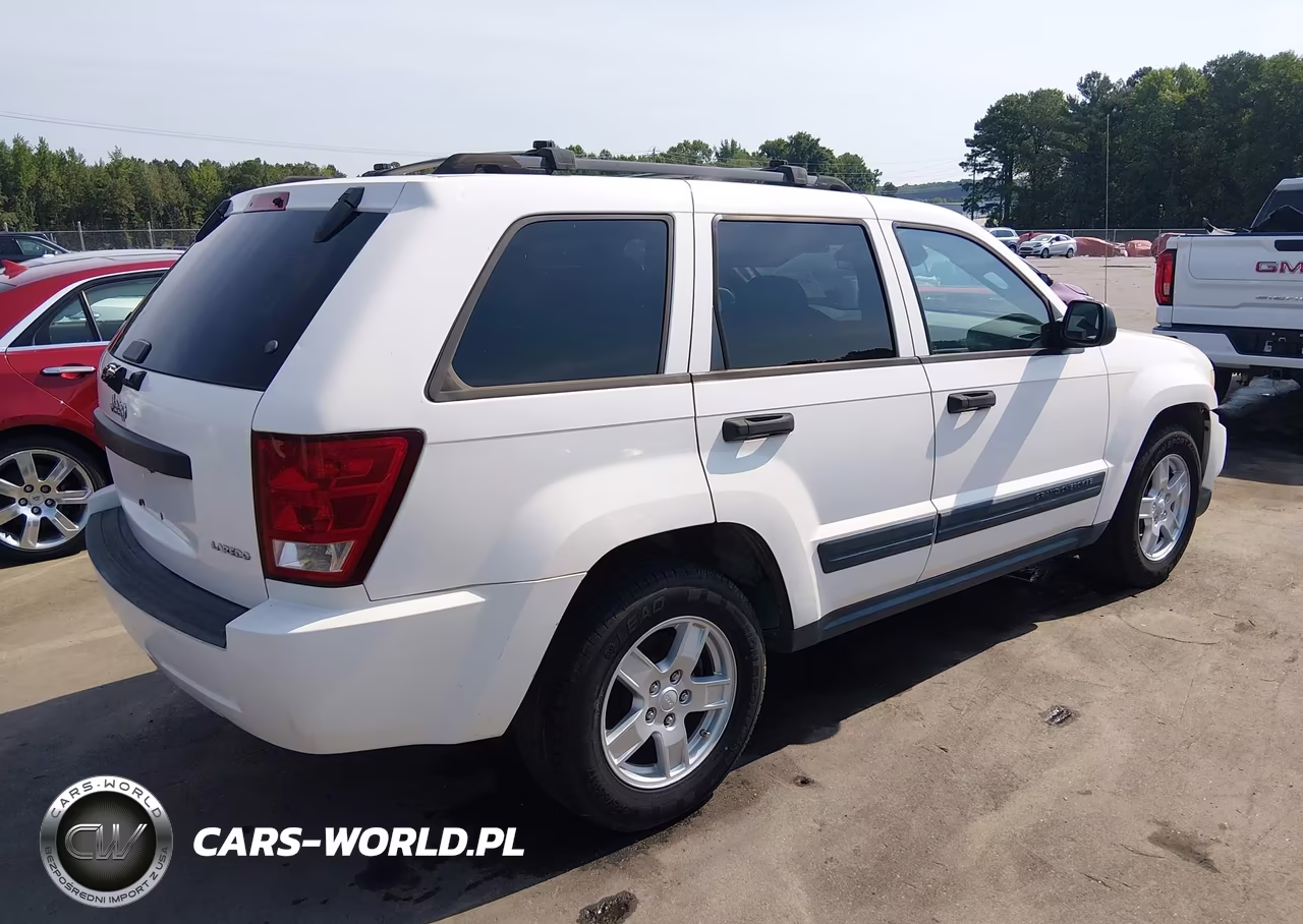 2005 Jeep Grand Cherokee Laredo VIN:1J4GS48K85C683538 - 4