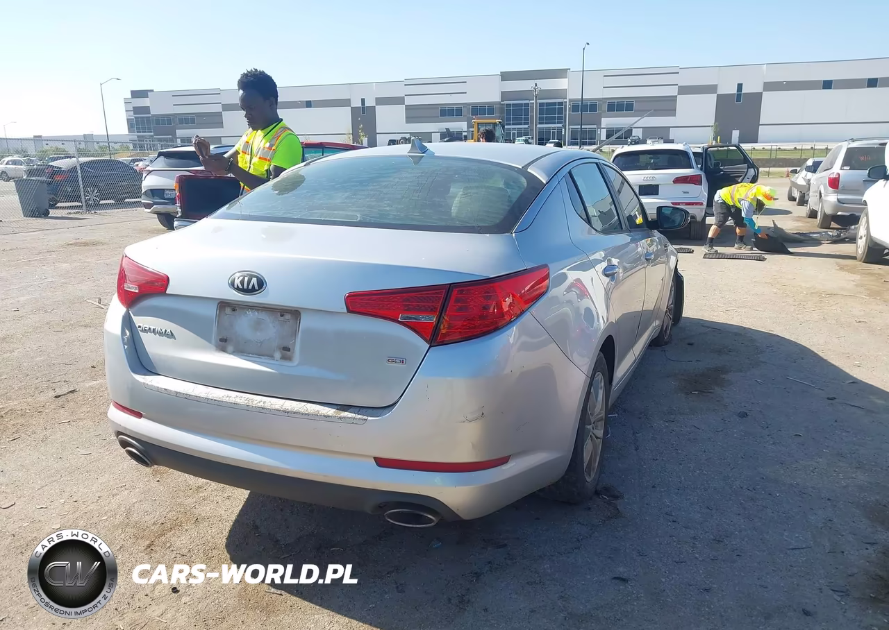 2013 Kia Optima Lx VIN:KNAGM4A78D5311039 - 4