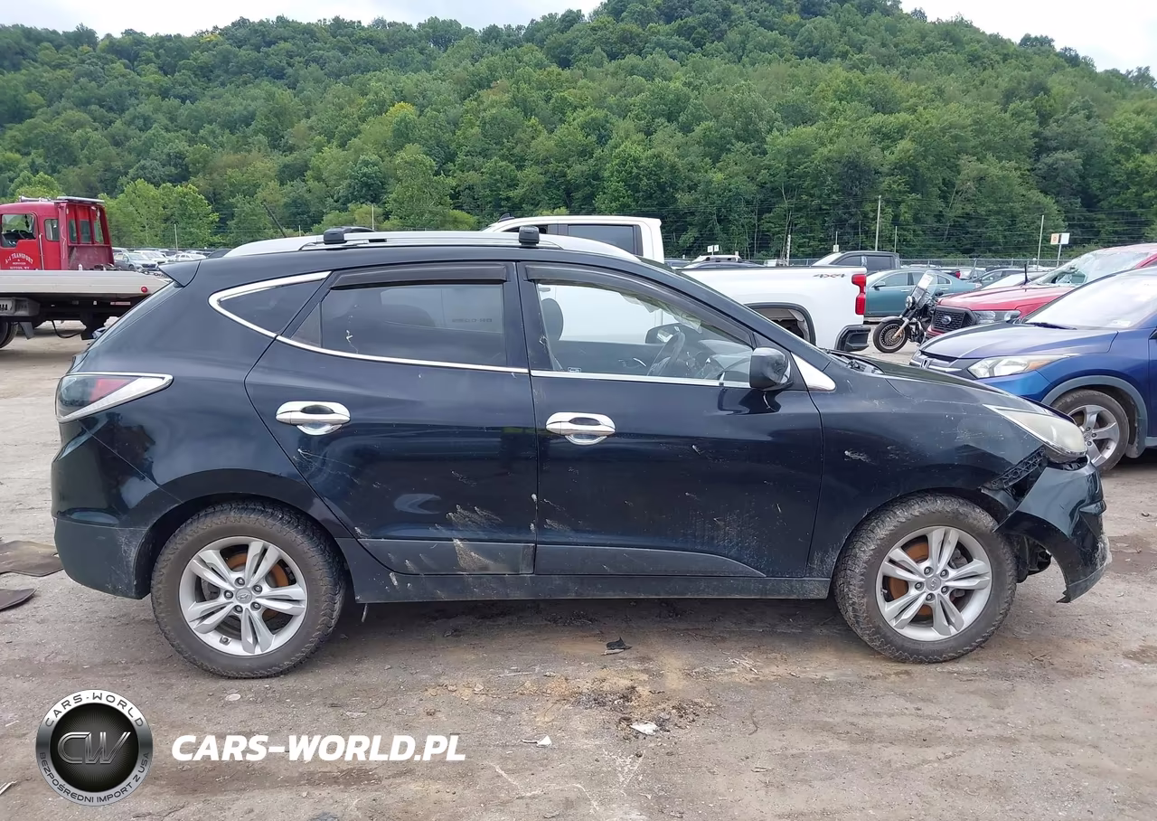 2011 Hyundai Tucson Gls VIN:KM8JUCAC5BU194731 - 13