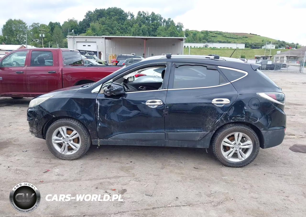 2011 Hyundai Tucson Gls VIN:KM8JUCAC5BU194731 - 14