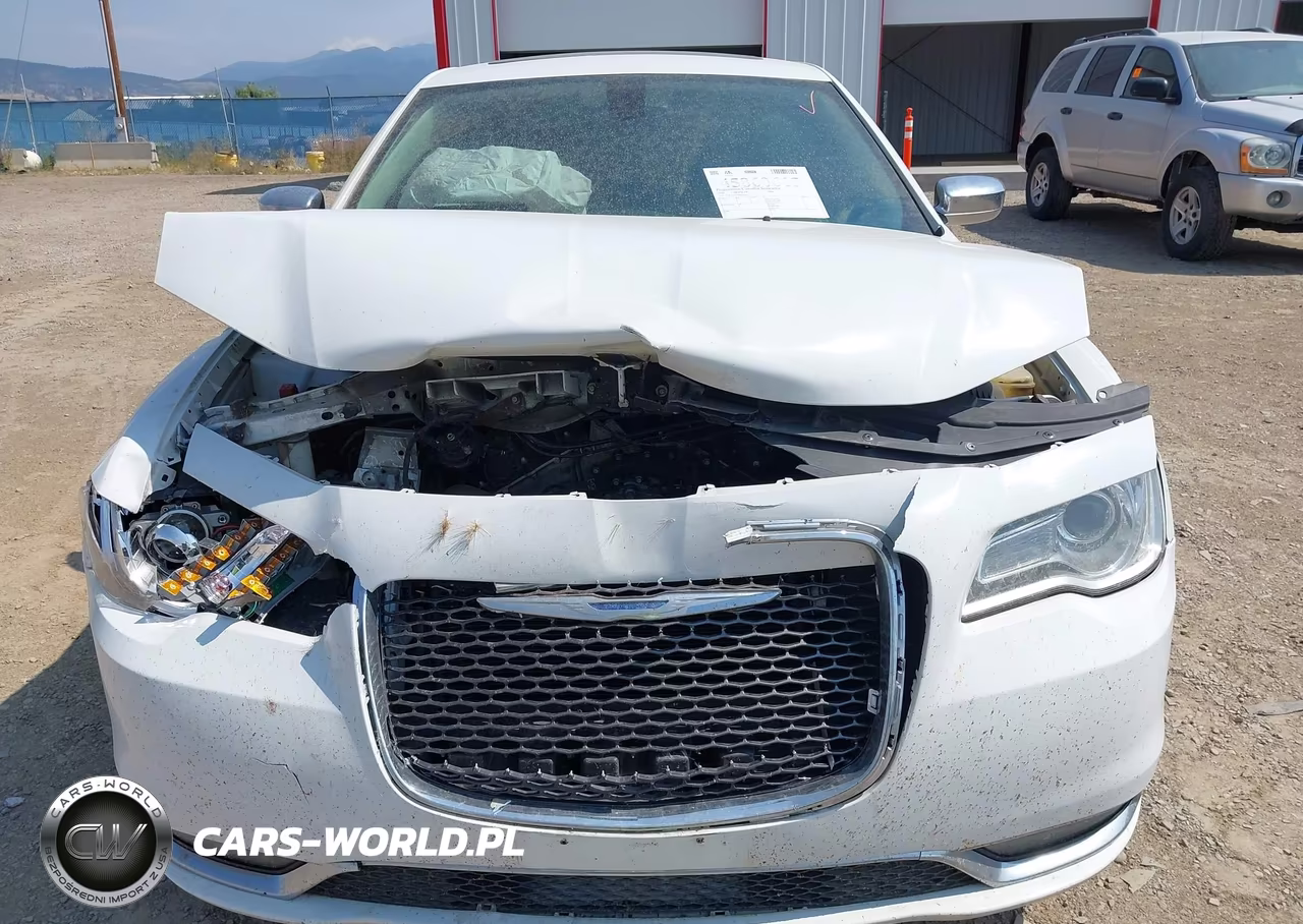 2016 Chrysler 300C VIN:2C3CCAEG5GH243619 - 12
