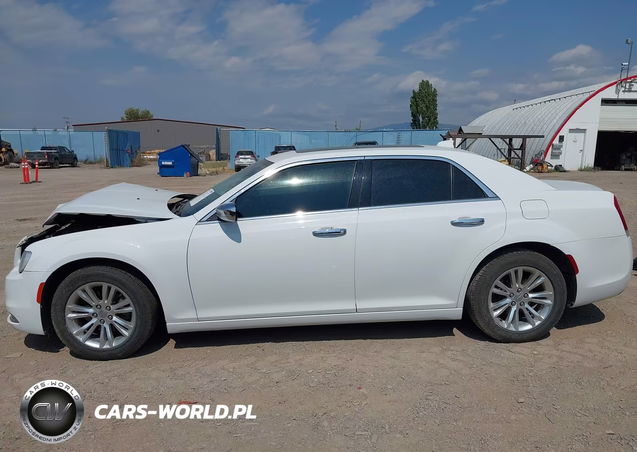 2016 Chrysler 300C VIN:2C3CCAEG5GH243619 - 14