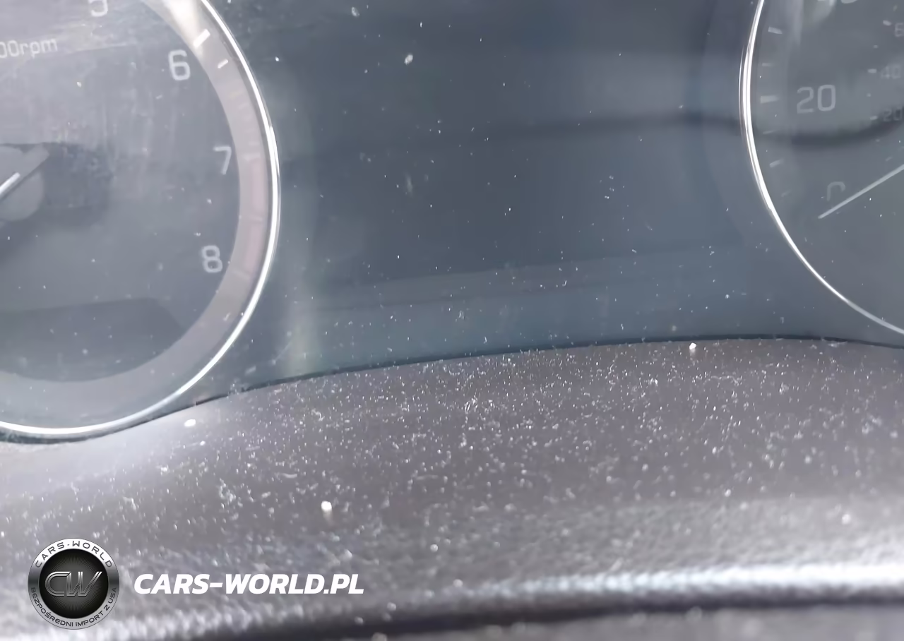 2015 Hyundai Genesis 3.8 VIN:KMHGN4JE2FU069805 - 15