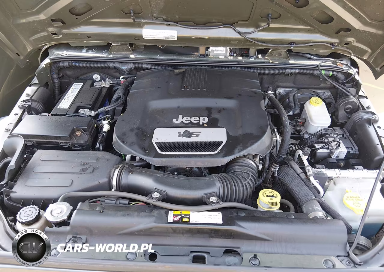 2015 Jeep Wrangler Sport VIN:1C4GJWAG3FL564100 - 10