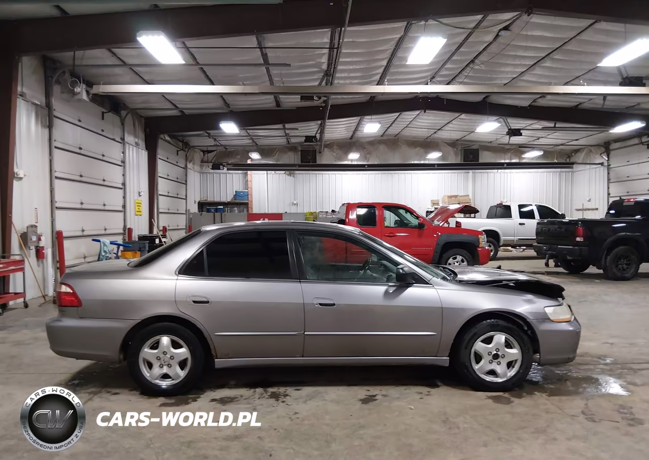 2000 Honda Accord 3.0 Ex VIN:1HGCG1657YA058552 - 13