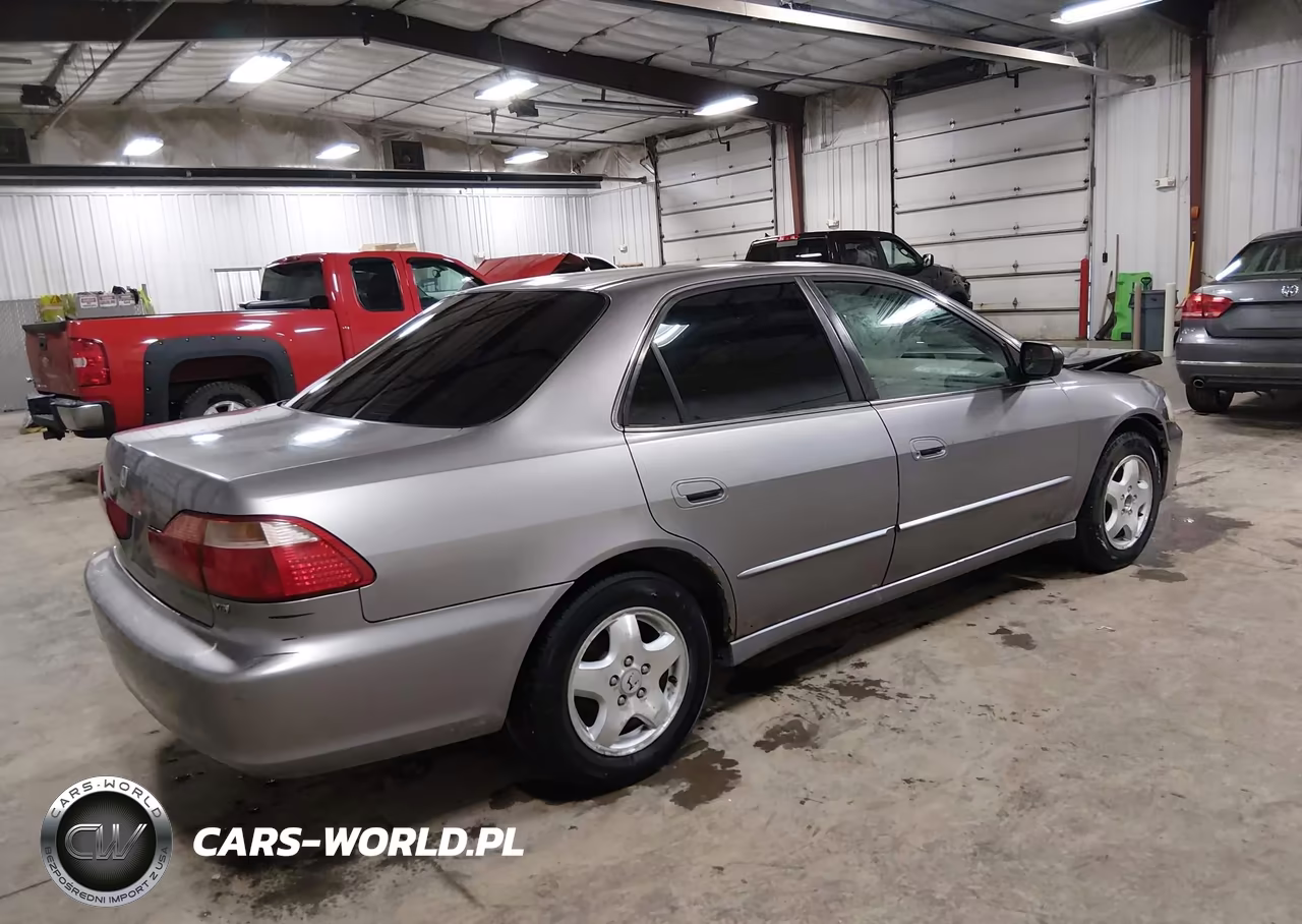 2000 Honda Accord 3.0 Ex VIN:1HGCG1657YA058552 - 4