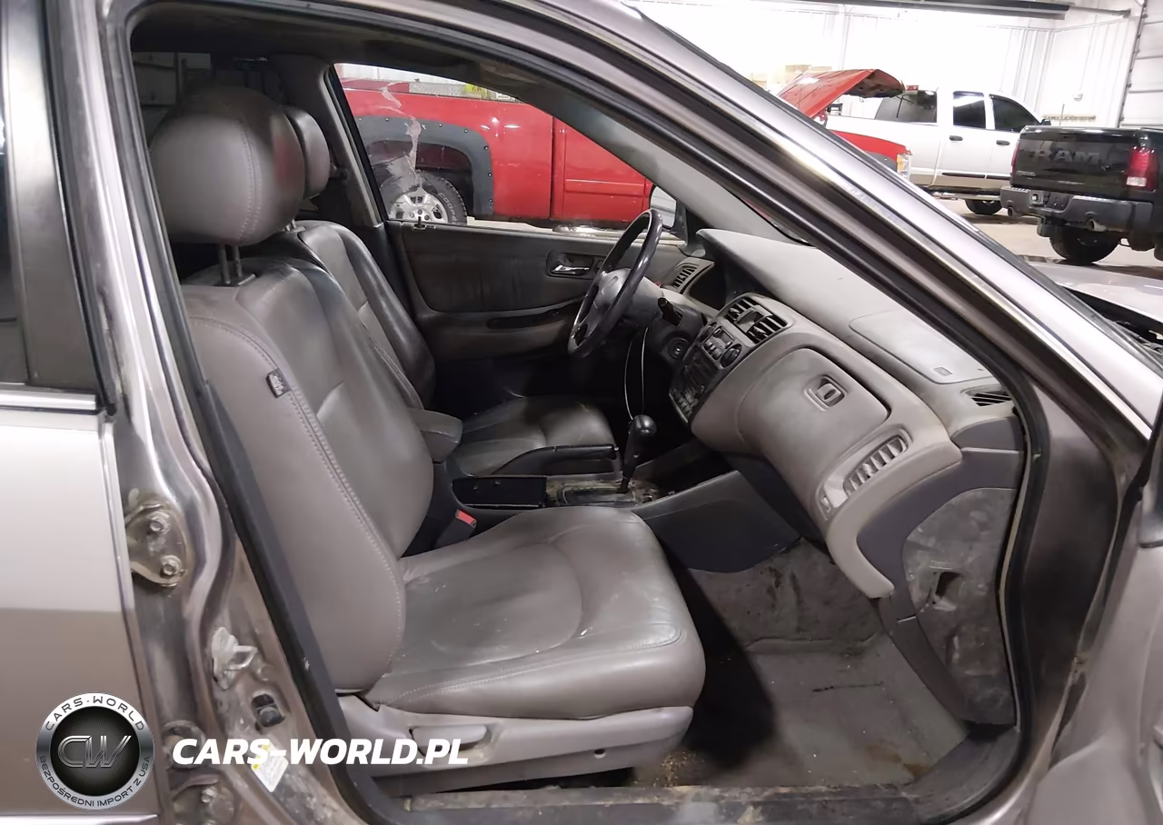 2000 Honda Accord 3.0 Ex VIN:1HGCG1657YA058552 - 5