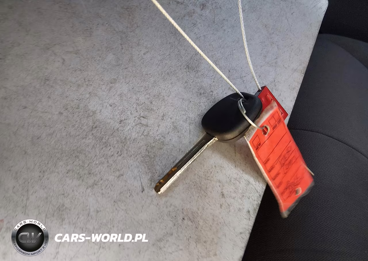2018 Toyota Camry Le VIN:4T1B11HK7JU096703 - 11