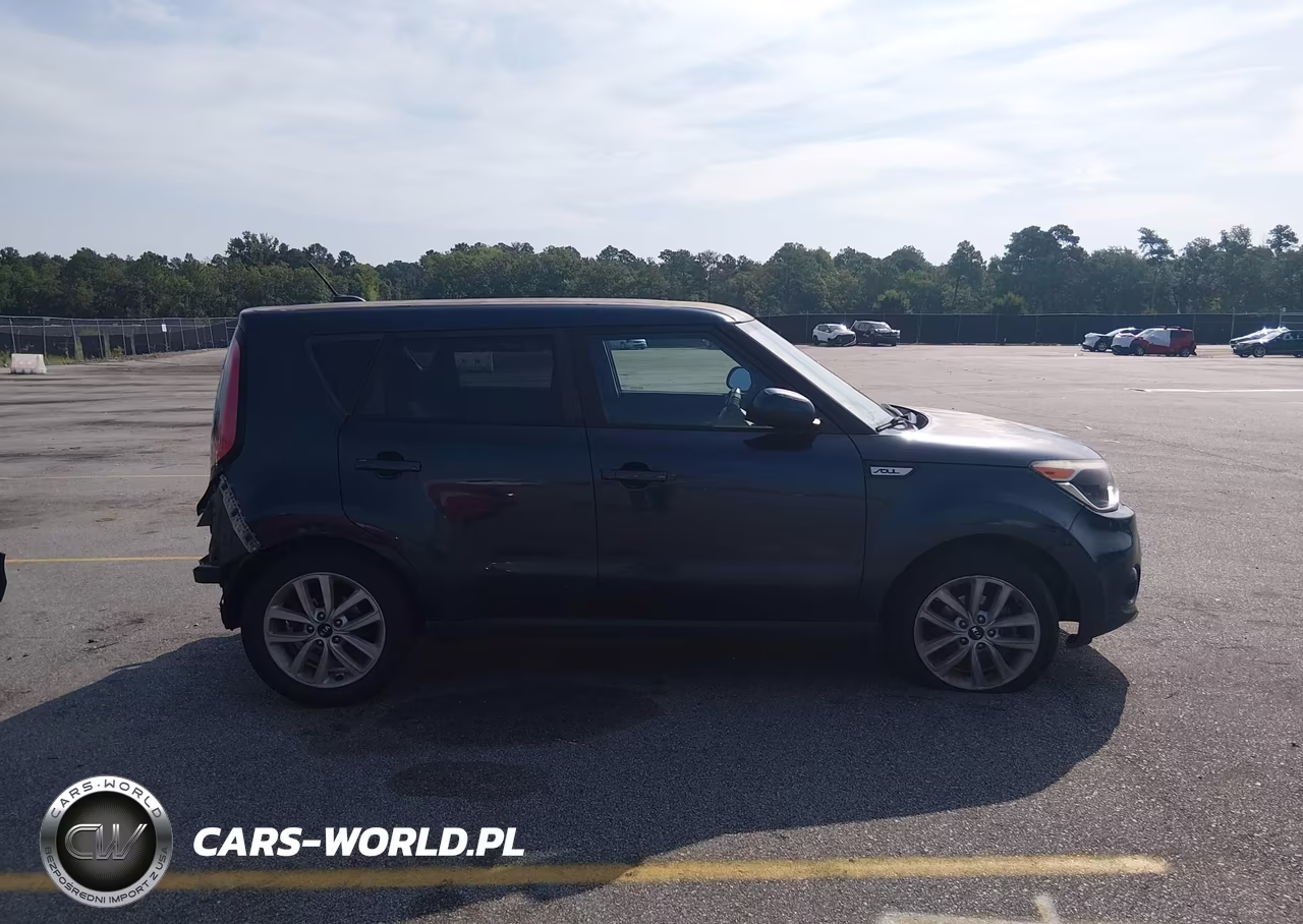 2017 Kia Soul + VIN:KNDJP3A56H7419548 - 14