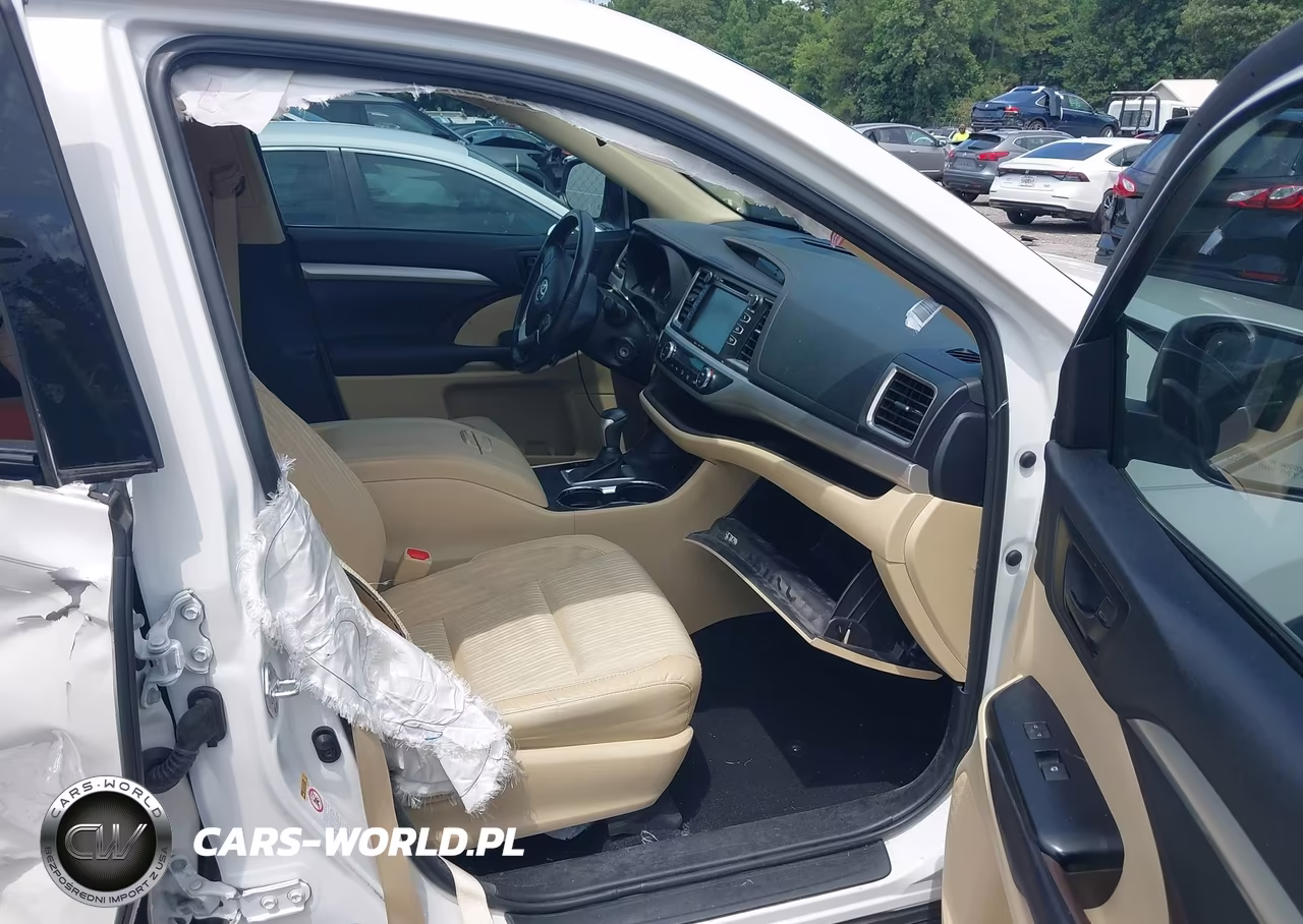 2017 Toyota Highlander Le Plus VIN:5TDZZRFH3HS230493 - 5