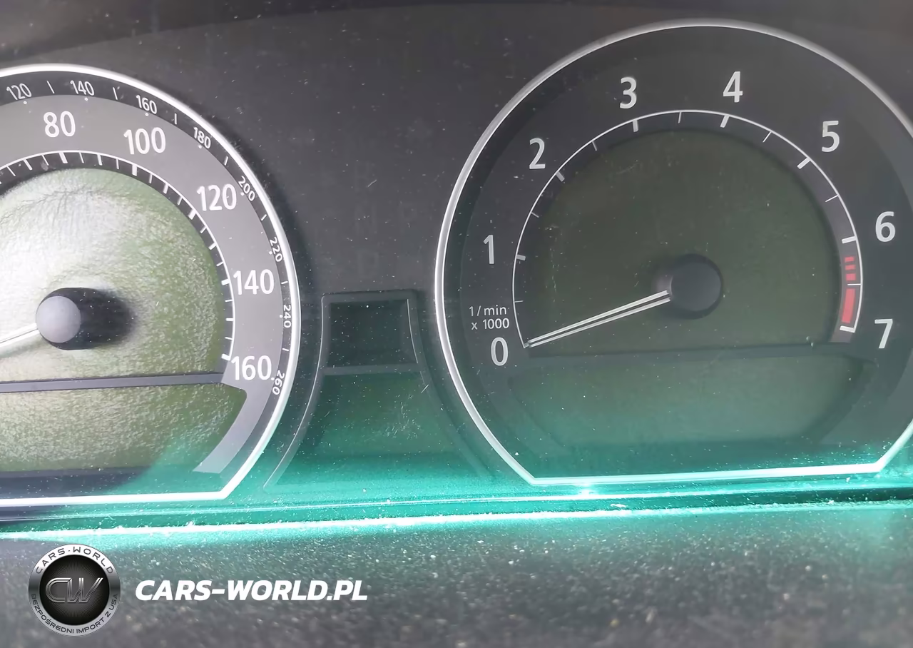 2007 BMW 750Li VIN:WBAHN83557DT66272 - 15