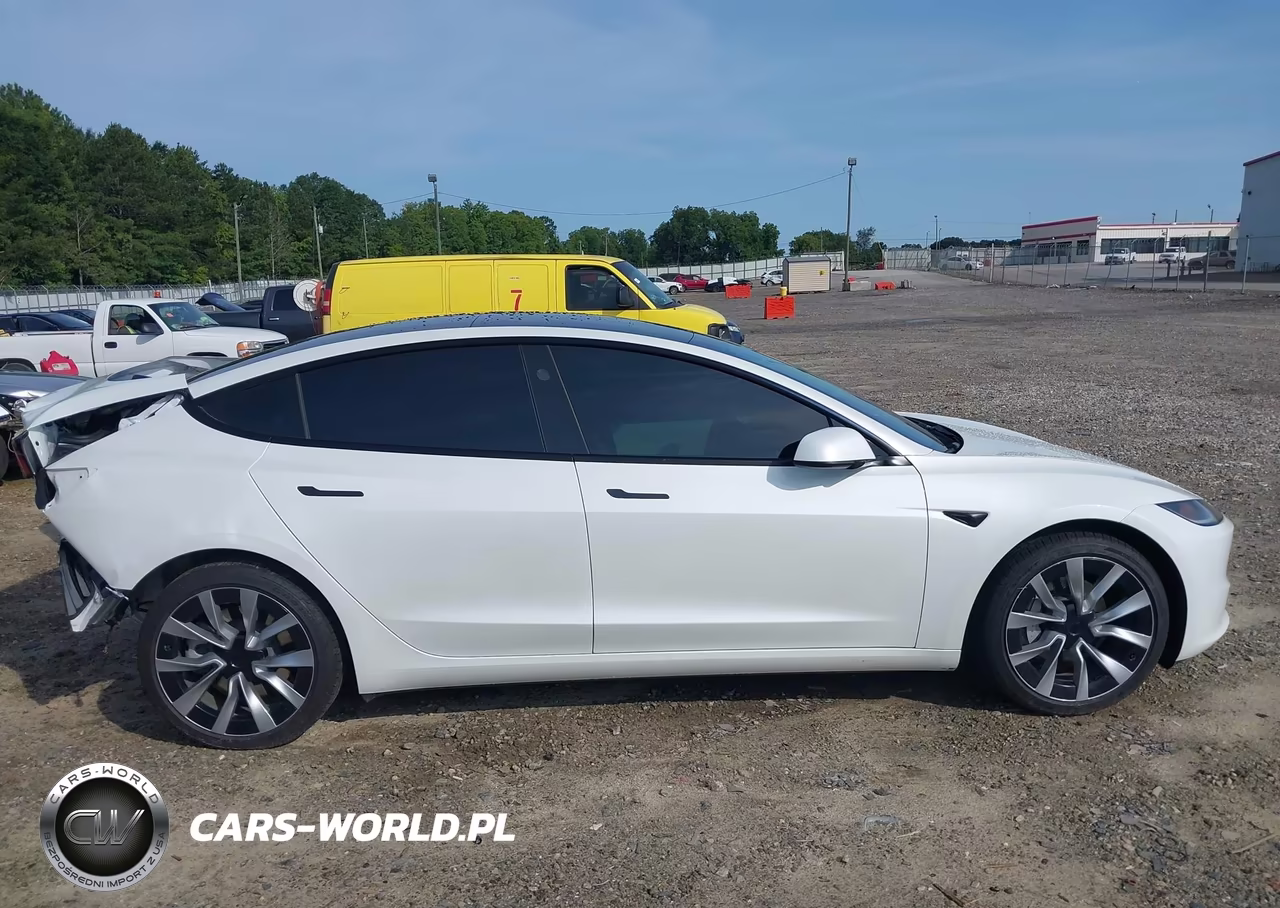 2025 Tesla Model 3 Long Range Rear-Wheel Drive-Standard Rear-Wheel Drive VIN:5YJ3E1EA1SF980008 - 13